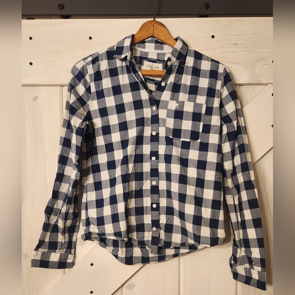 Y2K Abercrombie And Fitch Button Down Shirt. Size M. Purple And White Plaid.